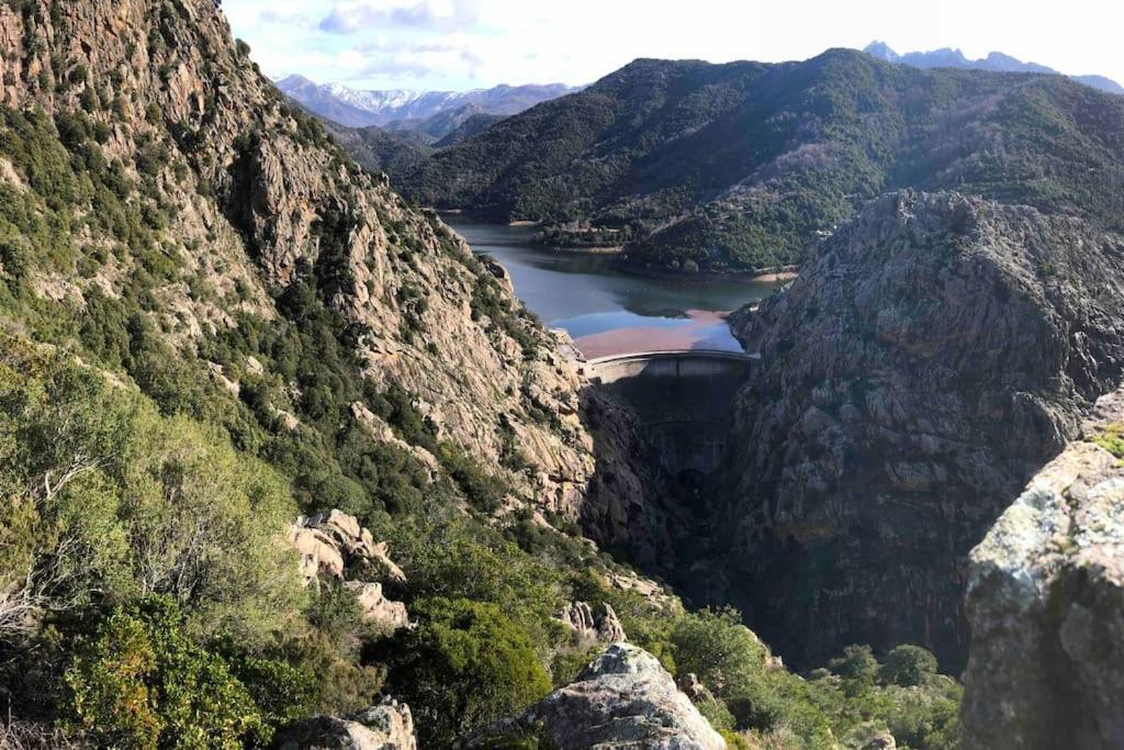 Proche Ajaccio Et Exclusive 2 A 10 Voyageurs Сasa de vacaciones