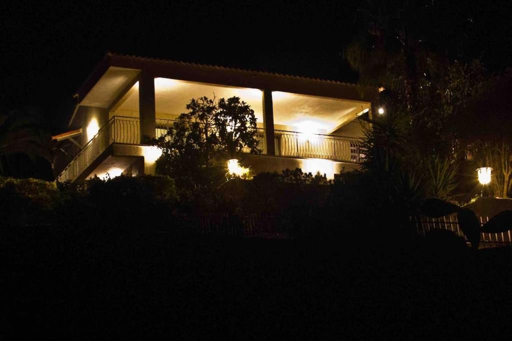 Hébergement de vacances Proche Ajaccio Et Exclusive 2 A 10 Voyageurs *