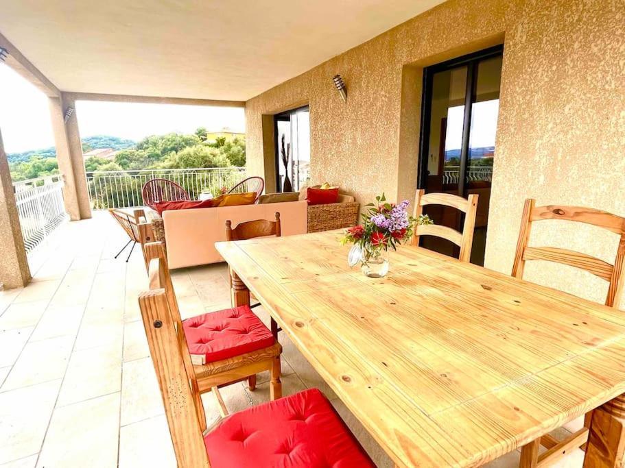 Hébergement de vacances Proche Ajaccio Et Exclusive 2 A 10 Voyageurs *